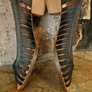 Lucky Brand SZ 6.5 Peep Toe Heel Shoes Block Heel